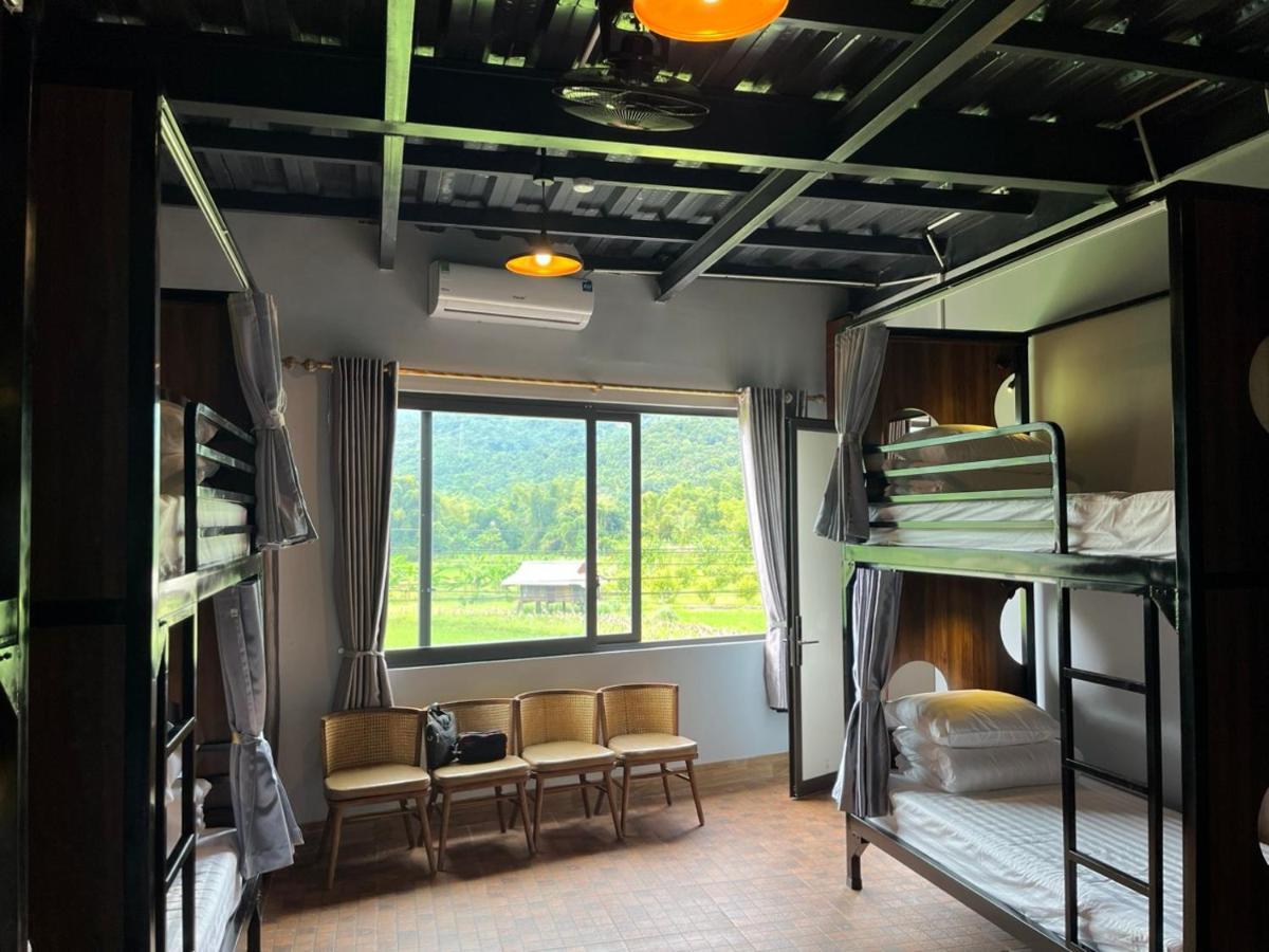 Rocks Ha Giang Hostel & Tour Eksteriør bilde